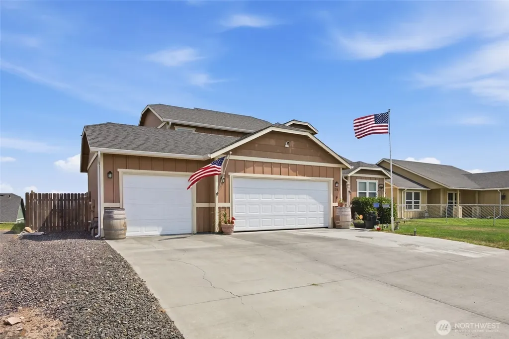 521 N Florida Drive Moses Lake WA 98837