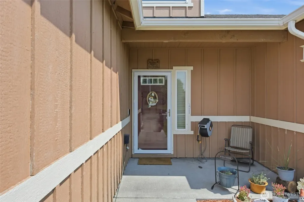 521 N Florida Drive Moses Lake WA 98837