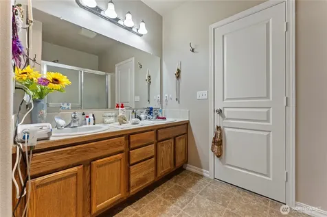 521 N Florida Drive Moses Lake WA 98837