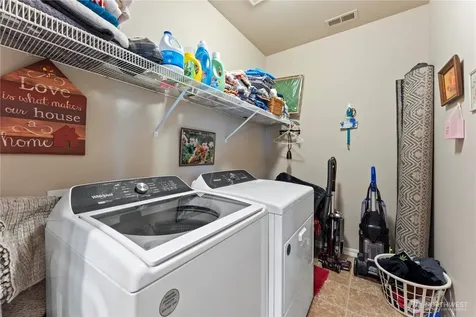 521 N Florida Drive Moses Lake WA 98837