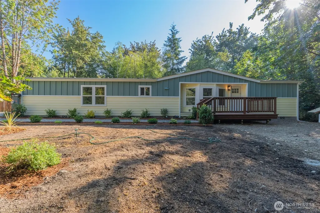 1059 E Crestview Drive Shelton WA 98584