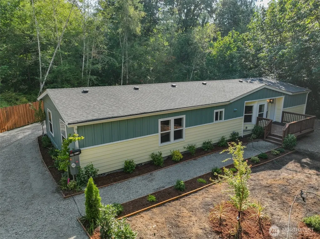 1059 E Crestview Drive Shelton WA 98584