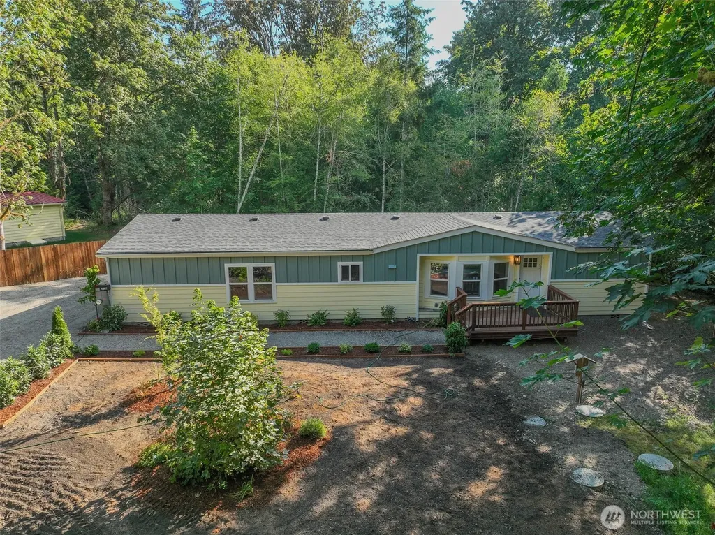 1059 E Crestview Drive Shelton WA 98584