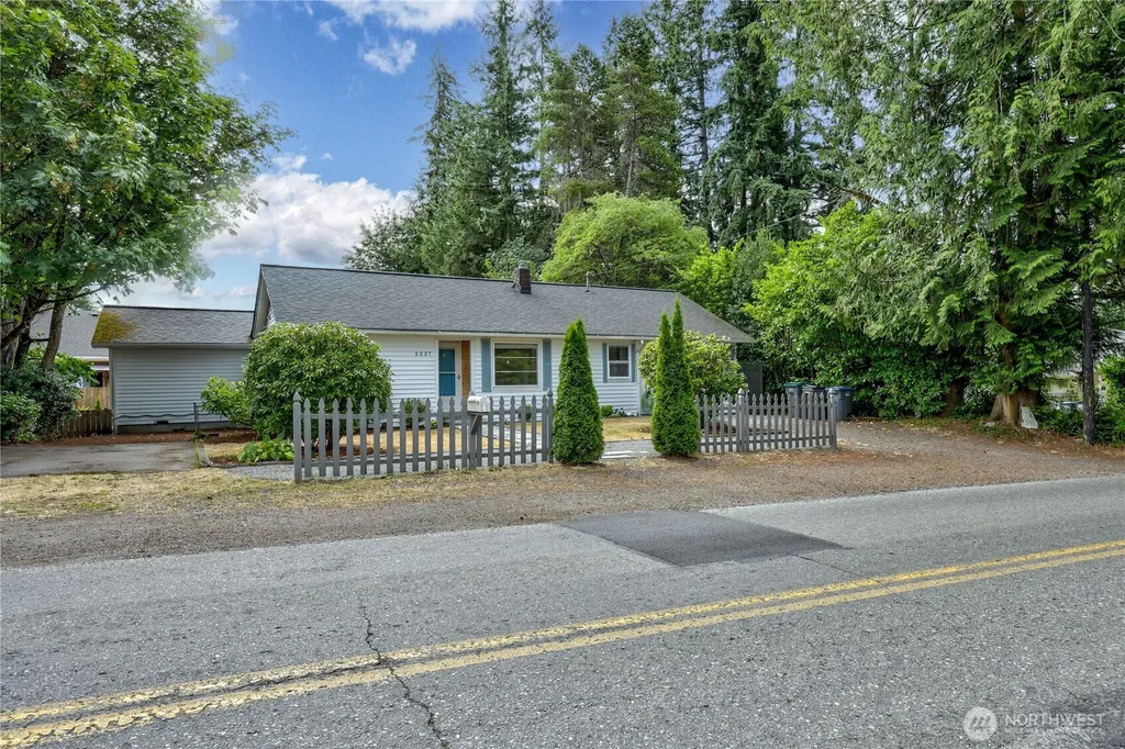 2227 Sidney Avenue Port Orchard WA 98366
