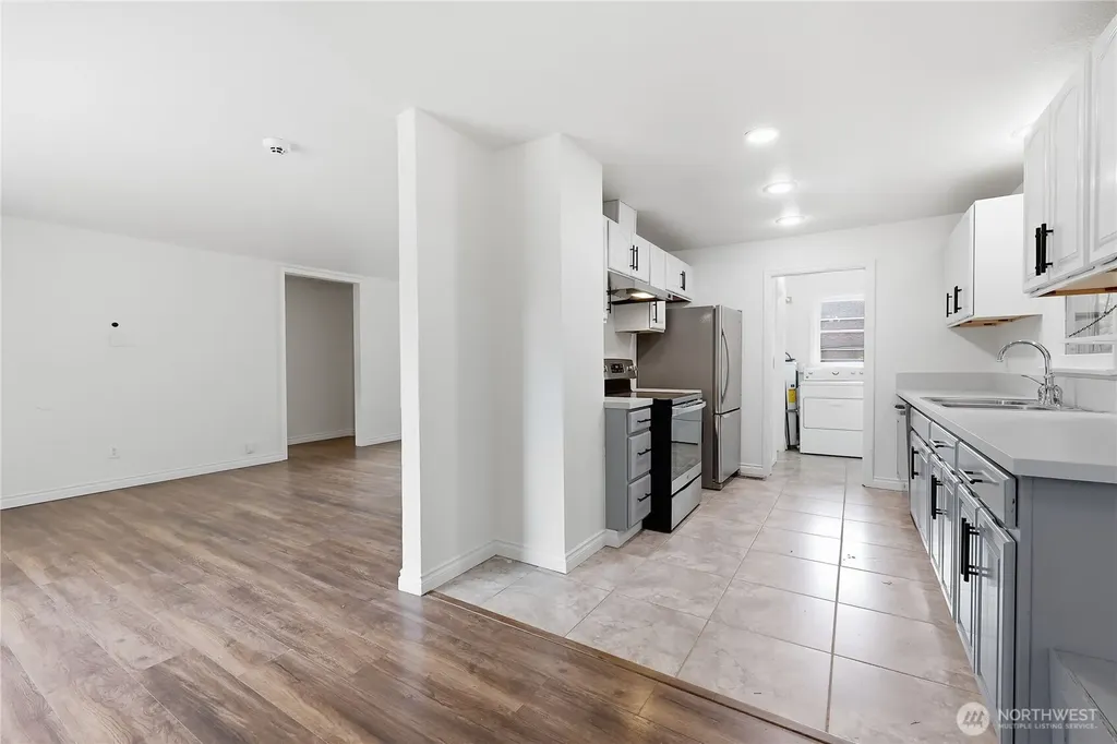 2227 Sidney Avenue Port Orchard WA 98366
