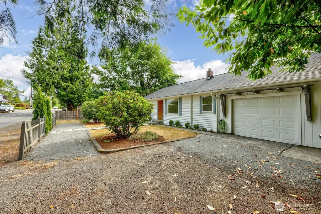 2227 Sidney Avenue Port Orchard WA 98366