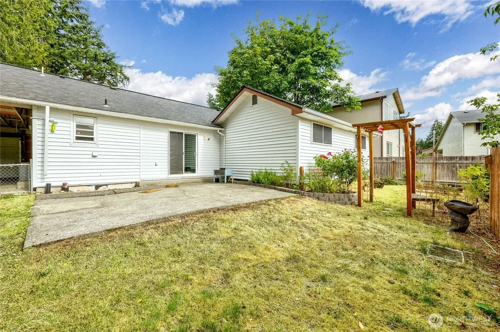 2227 Sidney Avenue Port Orchard WA 98366