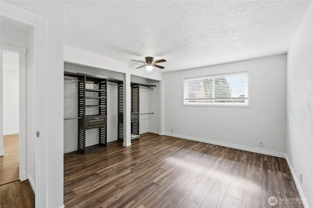 2227 Sidney Avenue Port Orchard WA 98366