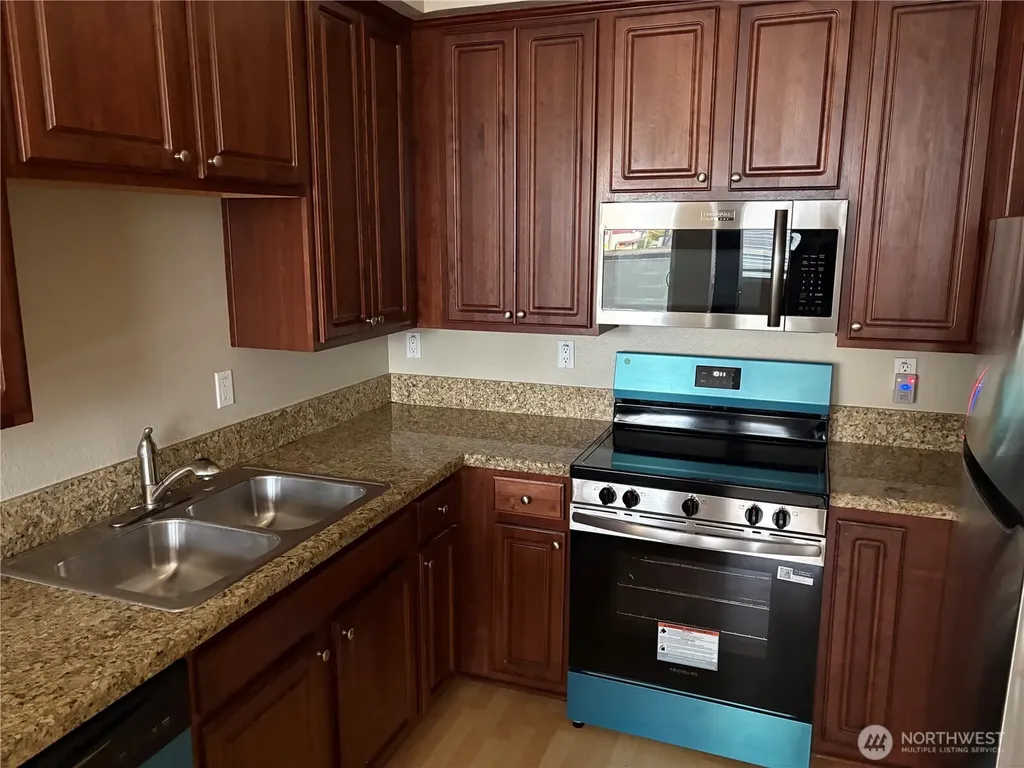 225 Logan Avenue S Renton WA 98057