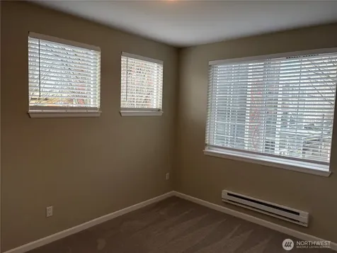 225 Logan Avenue S Renton WA 98057