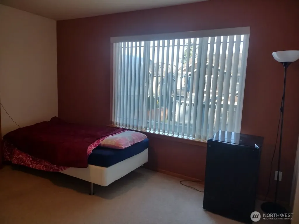 15904 36th Avenue W Lynnwood WA 98087