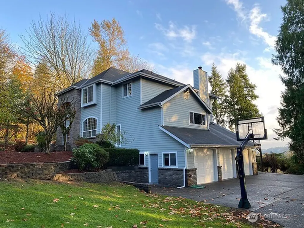 19129 SE 145th Street Renton WA 98059