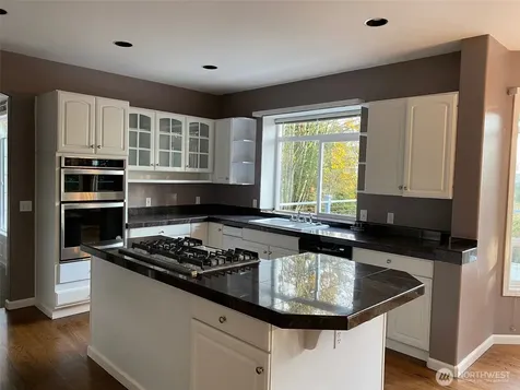 19129 SE 145th Street Renton WA 98059