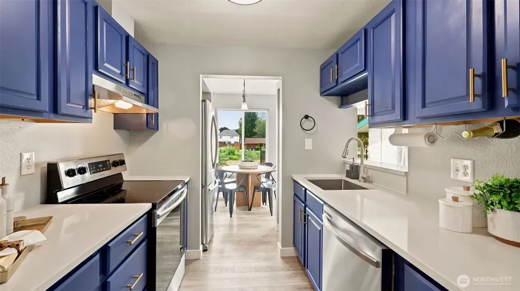 1102 8th Street NE Auburn WA 98002