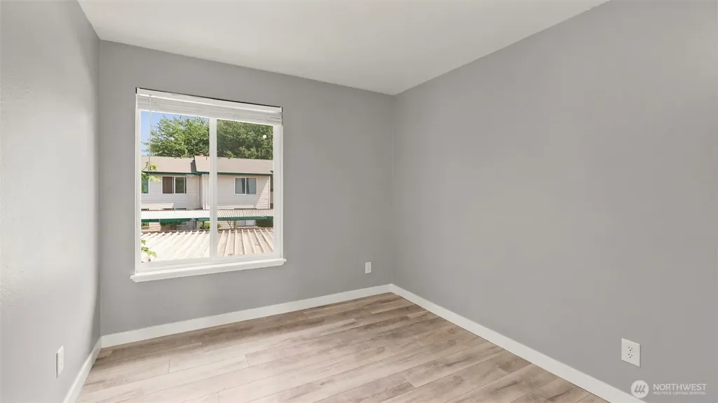 1102 8th Street NE Auburn WA 98002