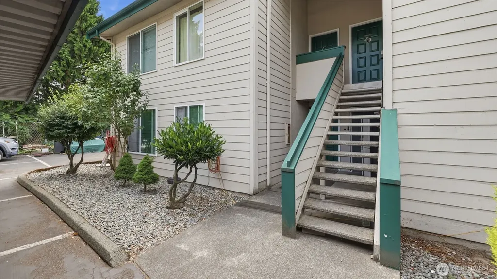 1102 8th Street NE Auburn WA 98002