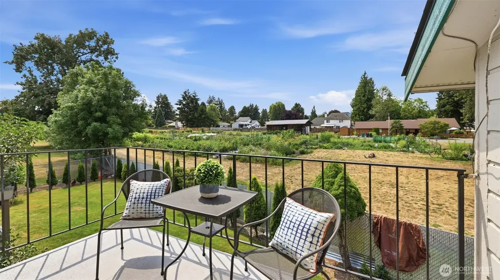 1102 8th Street NE Auburn WA 98002