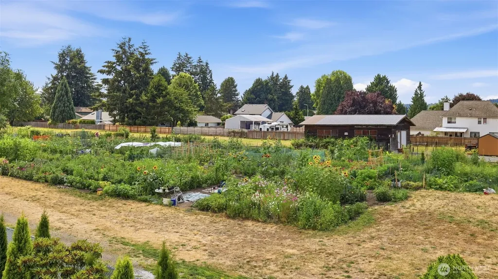 1102 8th Street NE Auburn WA 98002