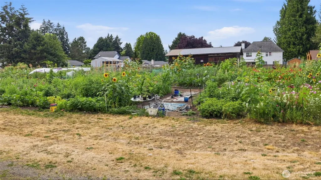 1102 8th Street NE Auburn WA 98002