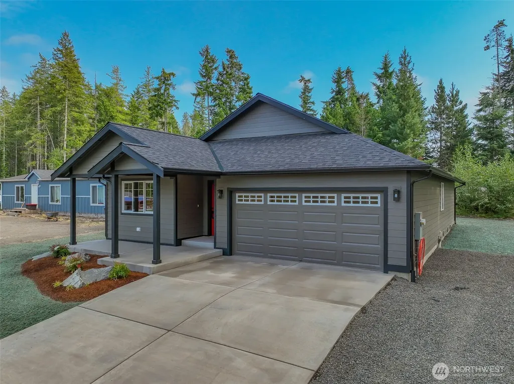 680 NE Haven Lake Drive Tahuya WA 98588