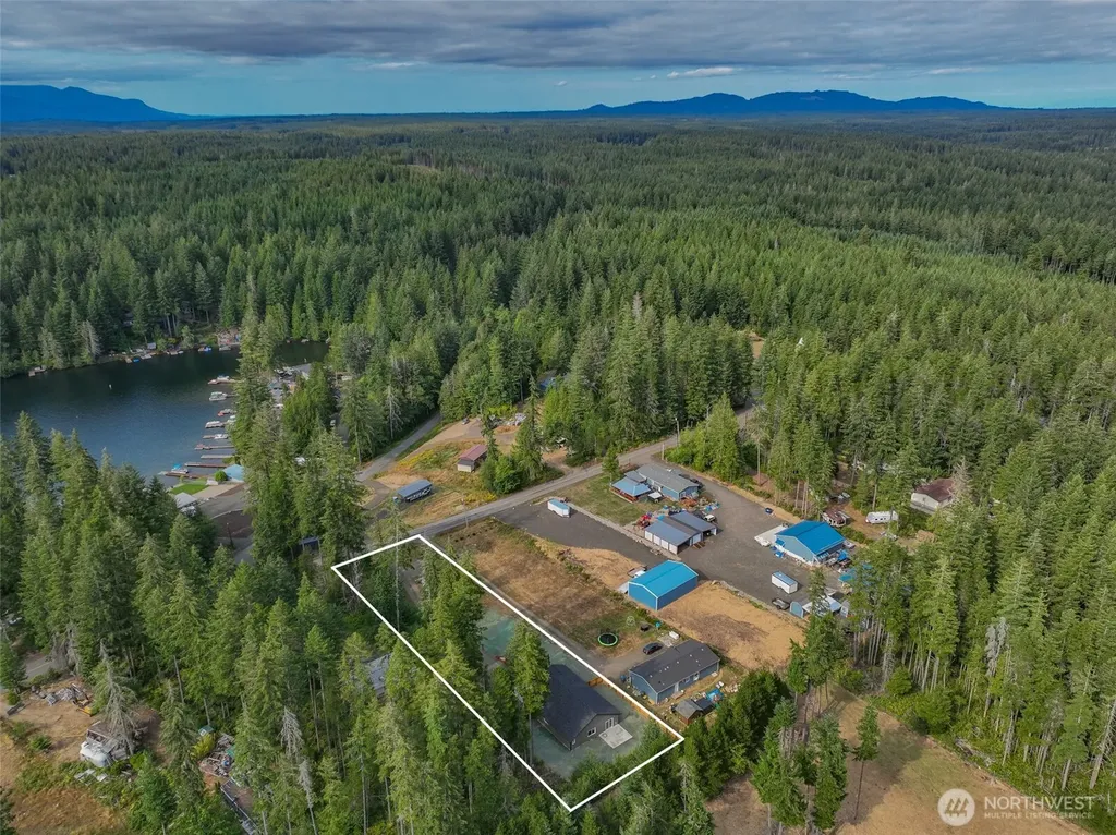 680 NE Haven Lake Drive Tahuya WA 98588