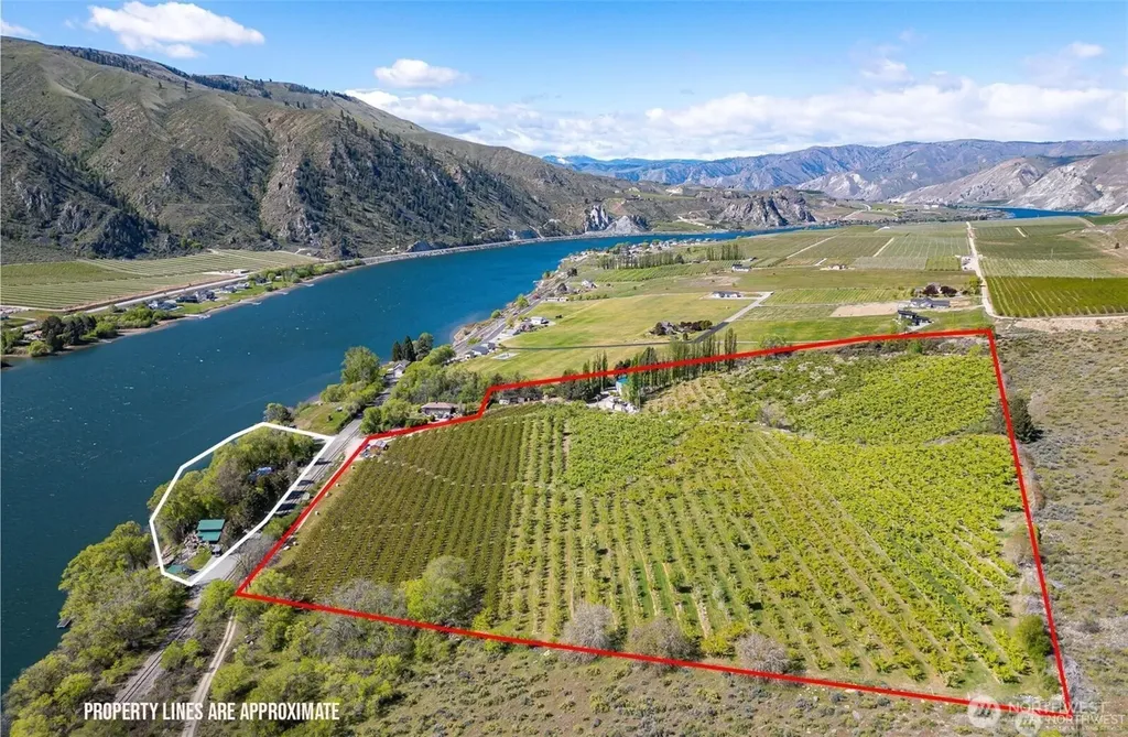 3710 Stayman Flats Road Chelan WA 98816