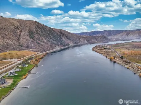 3710 Stayman Flats Road Chelan WA 98816