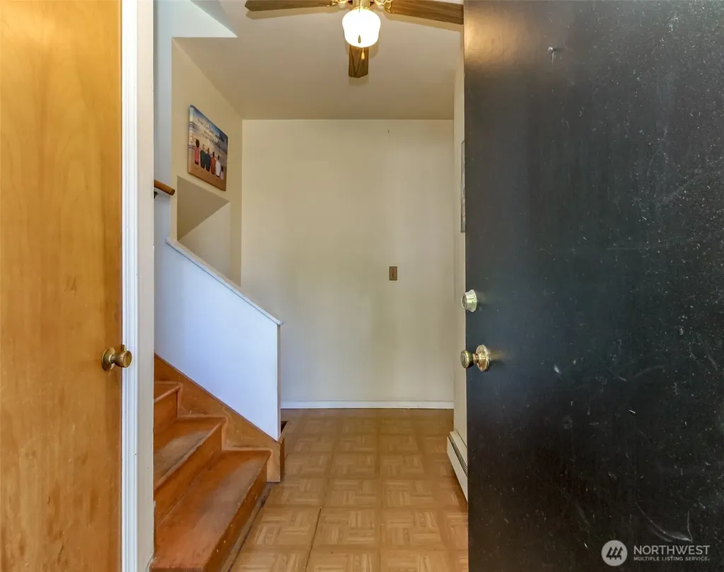 2633 Lake Youngs Court SE Renton WA 98058