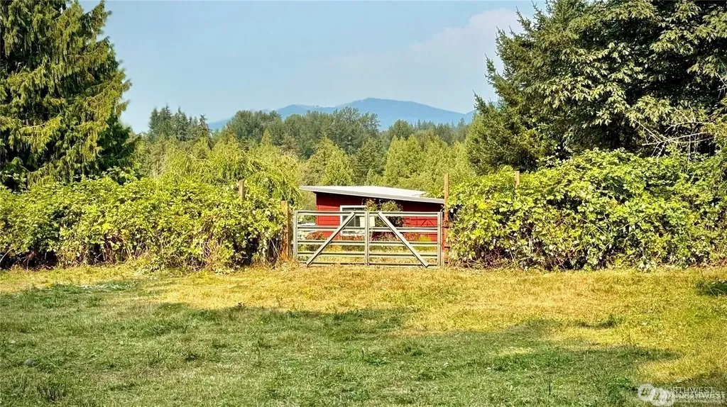 22045 Peter Grubb Road SE Renton WA 98058