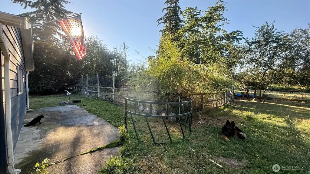 22045 Peter Grubb Road SE Renton WA 98058