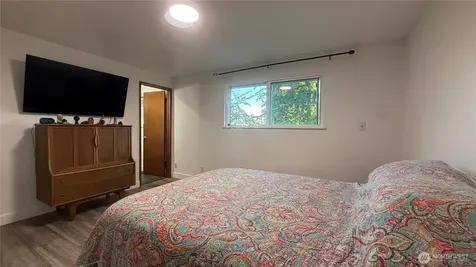 22045 Peter Grubb Road SE Renton WA 98058