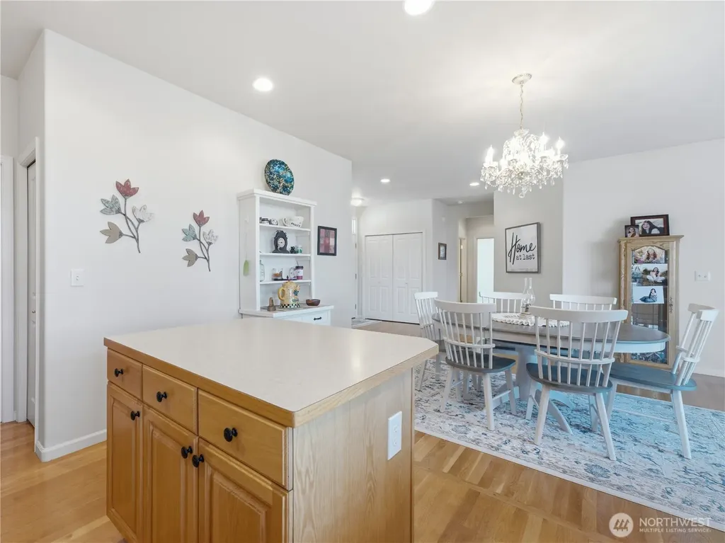 1494 Eastmont Avenue East Wenatchee WA 98802
