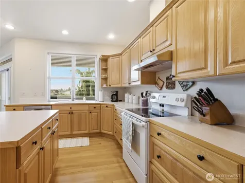 1494 Eastmont Avenue East Wenatchee WA 98802