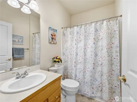 1494 Eastmont Avenue East Wenatchee WA 98802