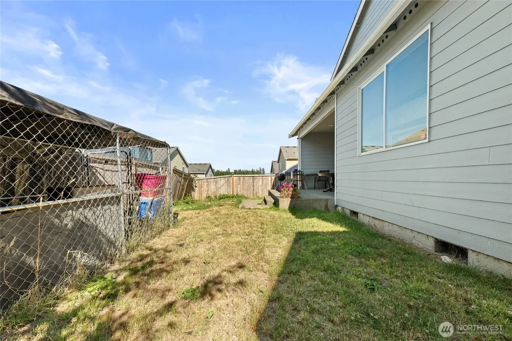 1905 198th Street E Spanaway WA 98387