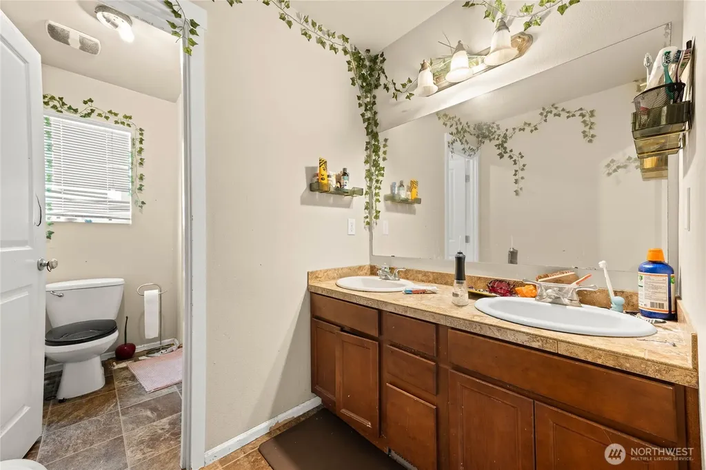 1905 198th Street E Spanaway WA 98387