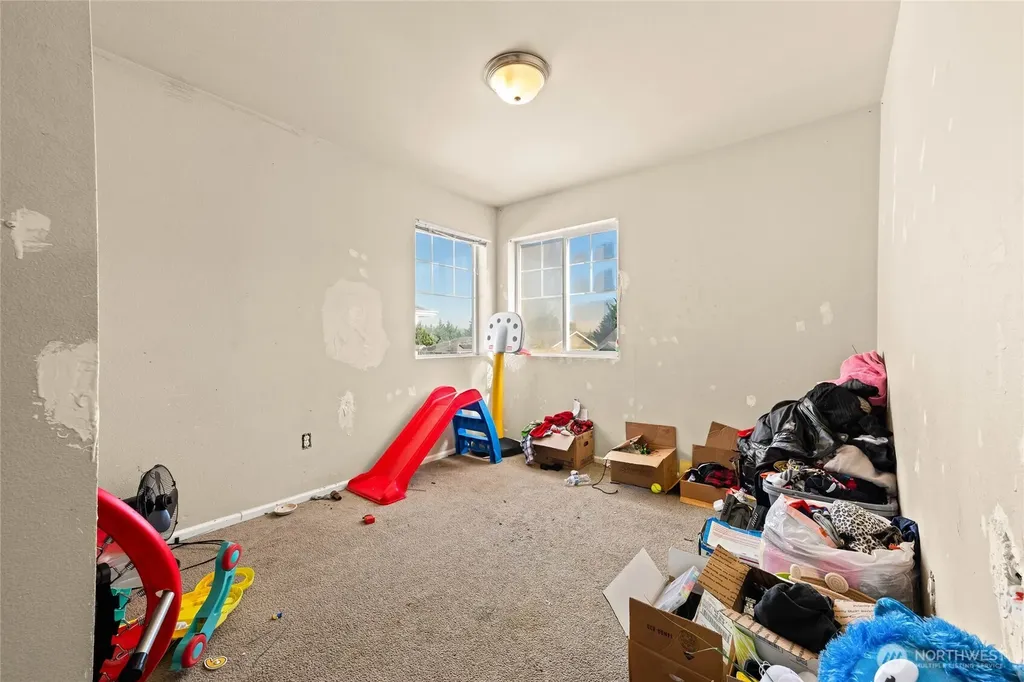 1905 198th Street E Spanaway WA 98387