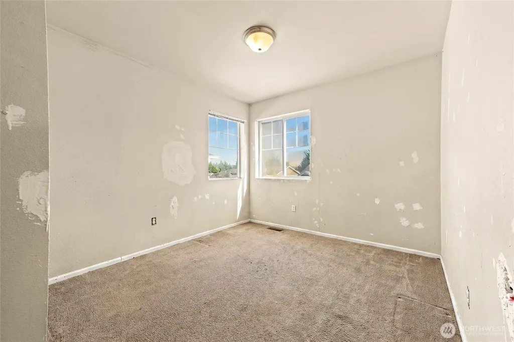 1905 198th Street E Spanaway WA 98387