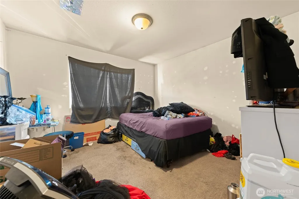 1905 198th Street E Spanaway WA 98387