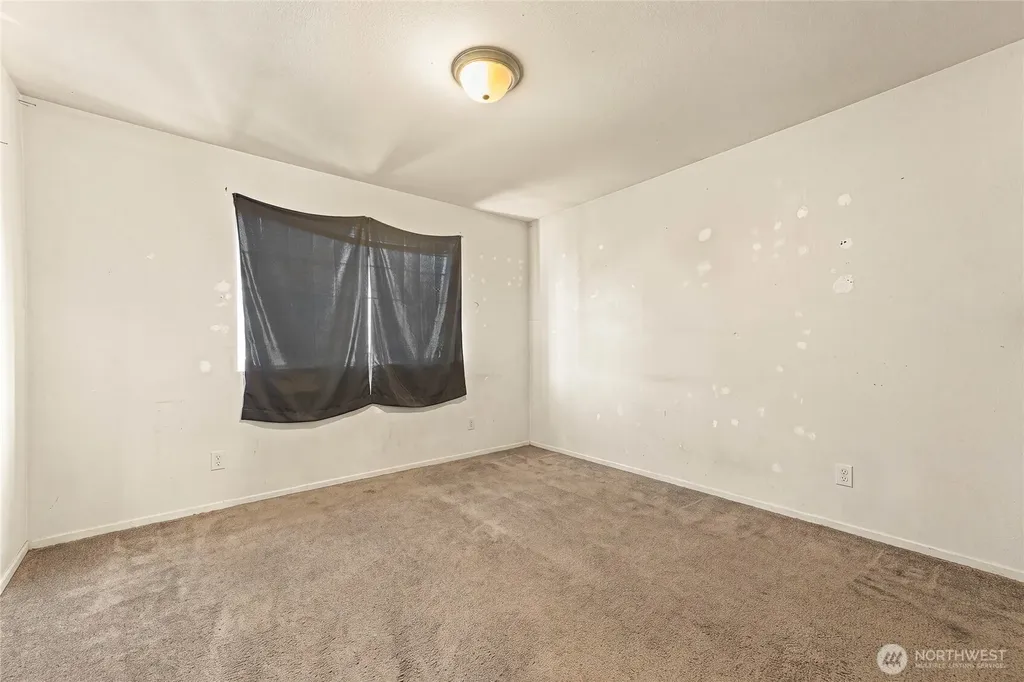 1905 198th Street E Spanaway WA 98387
