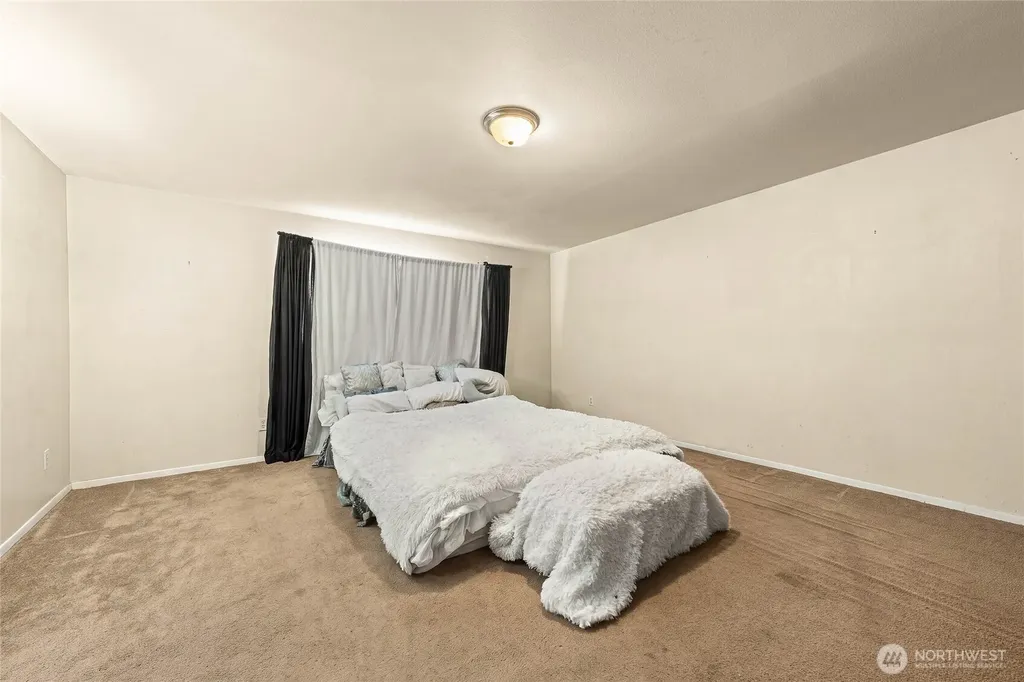 1905 198th Street E Spanaway WA 98387