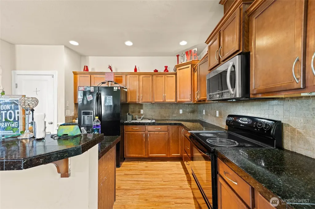 1905 198th Street E Spanaway WA 98387