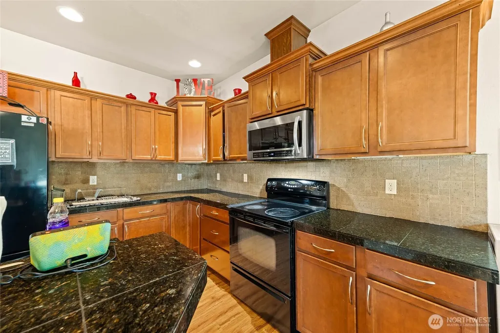 1905 198th Street E Spanaway WA 98387
