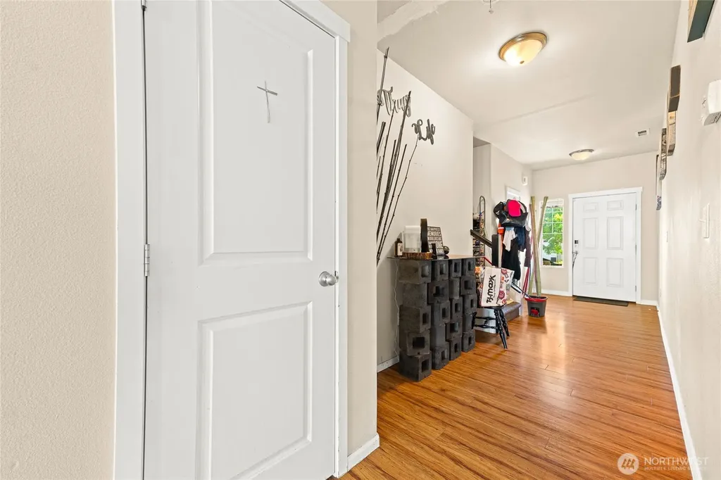 1905 198th Street E Spanaway WA 98387