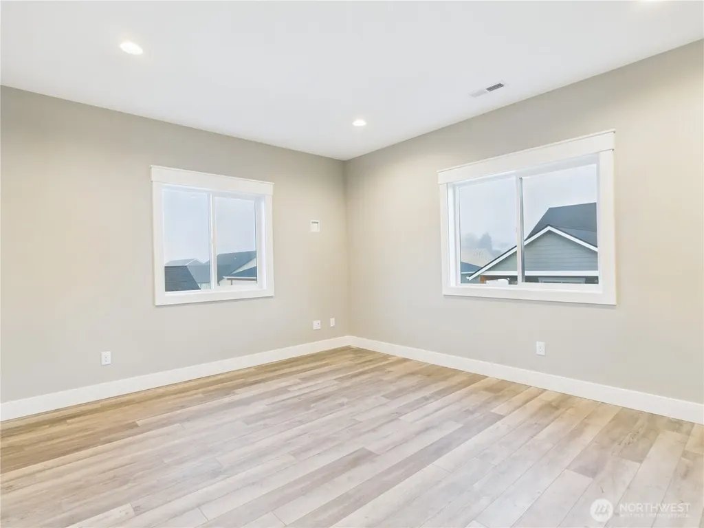 857 NE Tyler Place East Wenatchee WA 98802