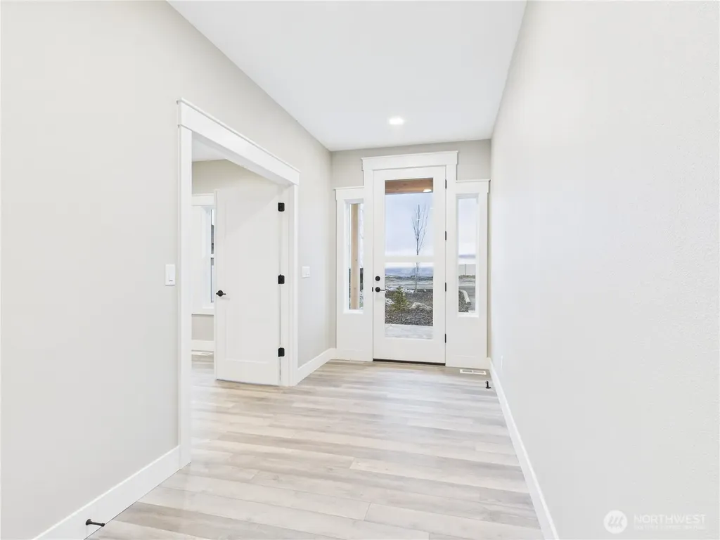857 NE Tyler Place East Wenatchee WA 98802