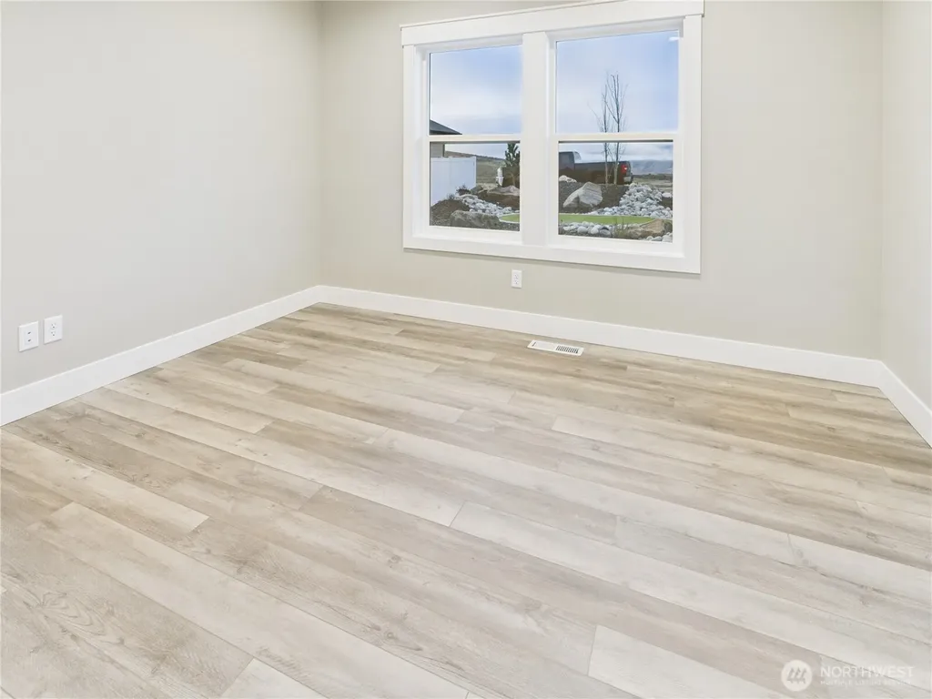 857 NE Tyler Place East Wenatchee WA 98802