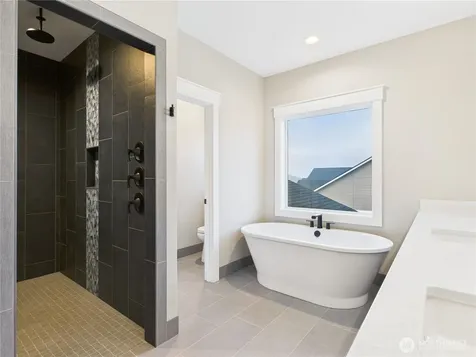 857 NE Tyler Place East Wenatchee WA 98802