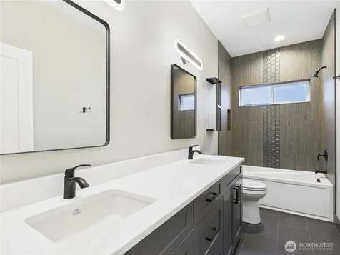 857 NE Tyler Place East Wenatchee WA 98802