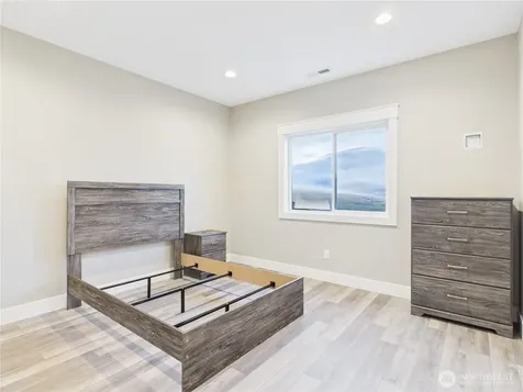 857 NE Tyler Place East Wenatchee WA 98802